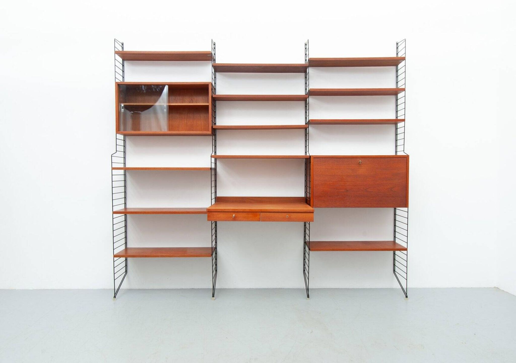 String wall shelf by Kajsa & Nisse Strinning, 1950s