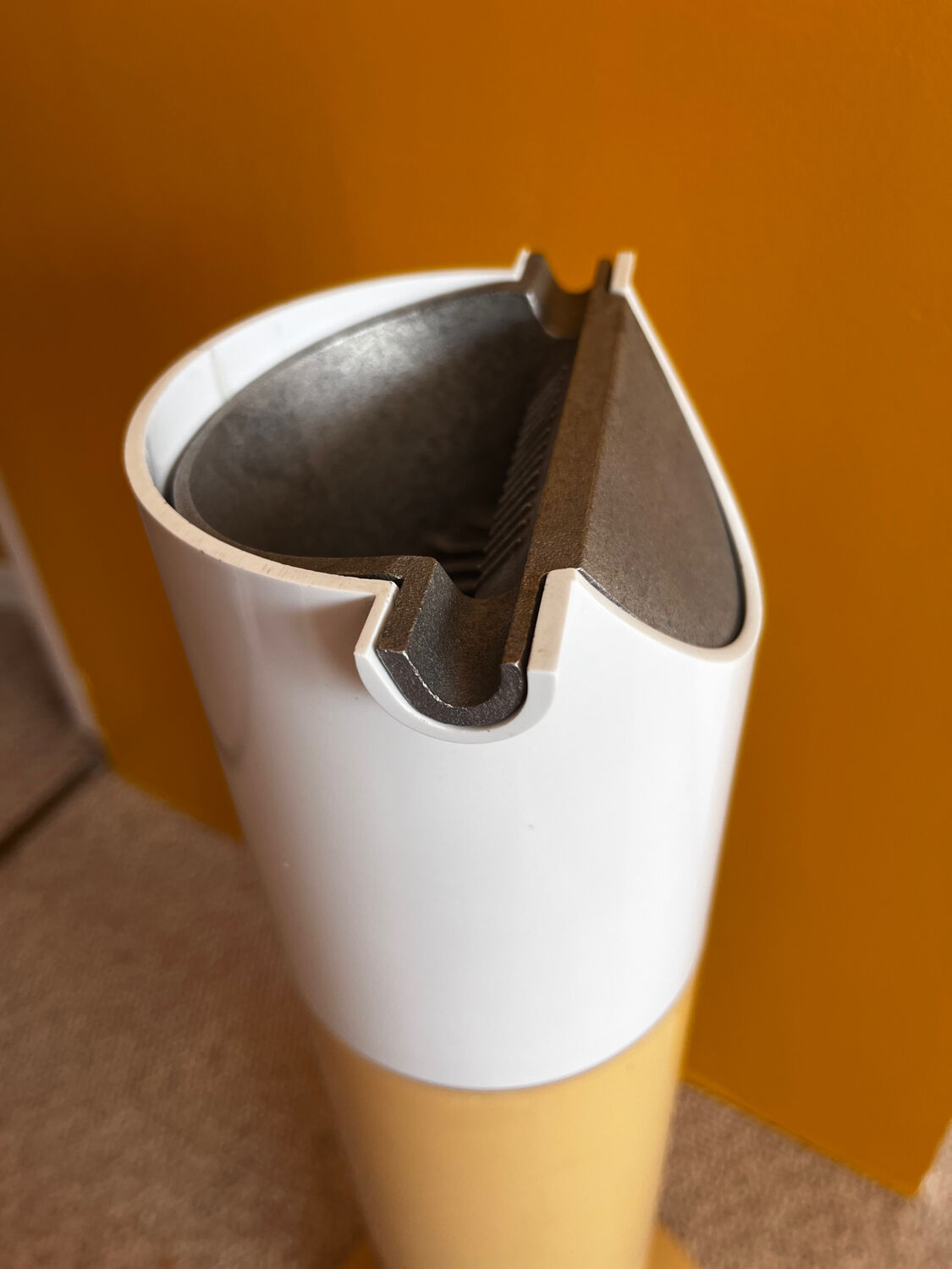 Enzo Mari, Danese Milano, Griglia floor ashtray, 1970s