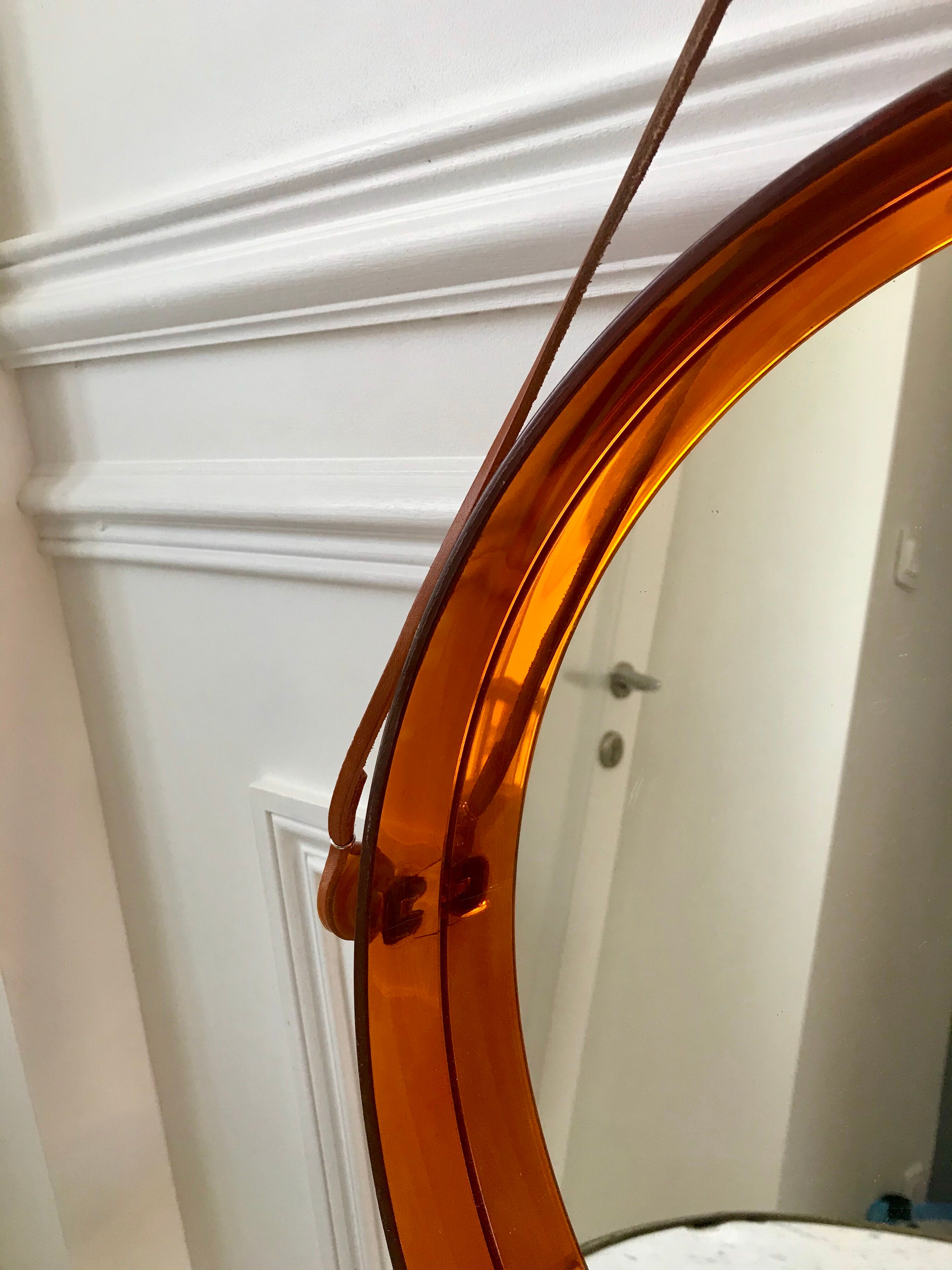 mirror cap brown orange design plexi and leather strap Made in France 1974