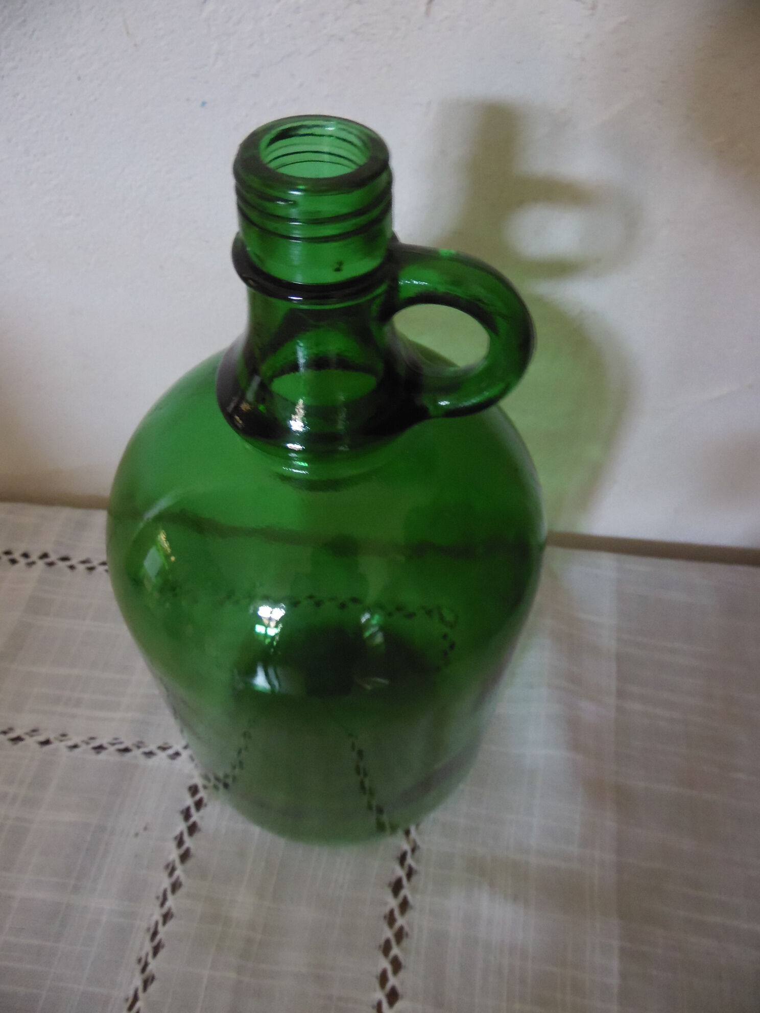 Cylinder glass handle a transparent color dark green