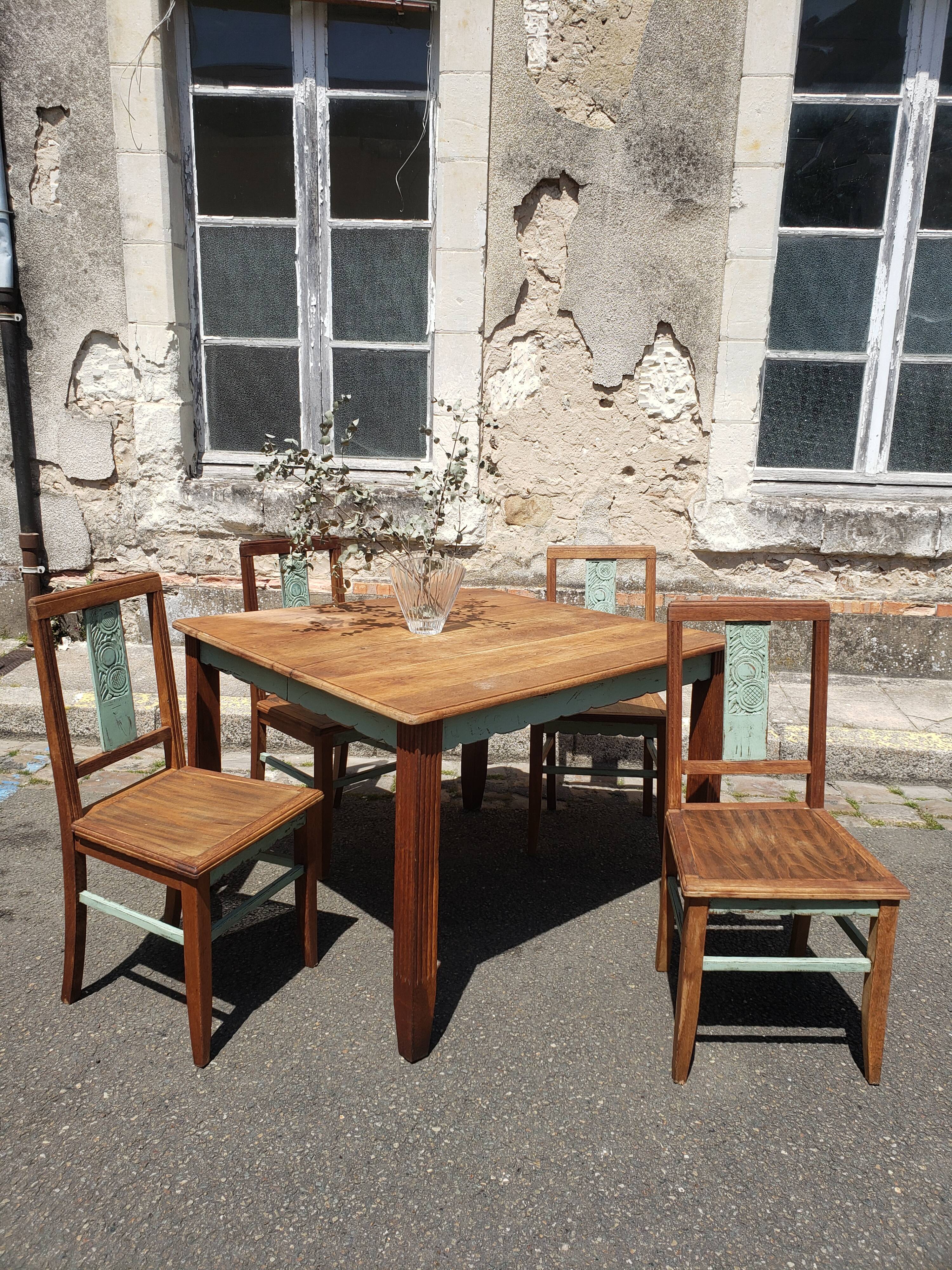 Table and chairs art deco wood and pastel