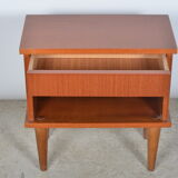 Table de chevet