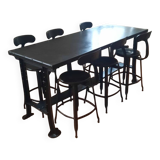 Ancienne table militaire et six chaise