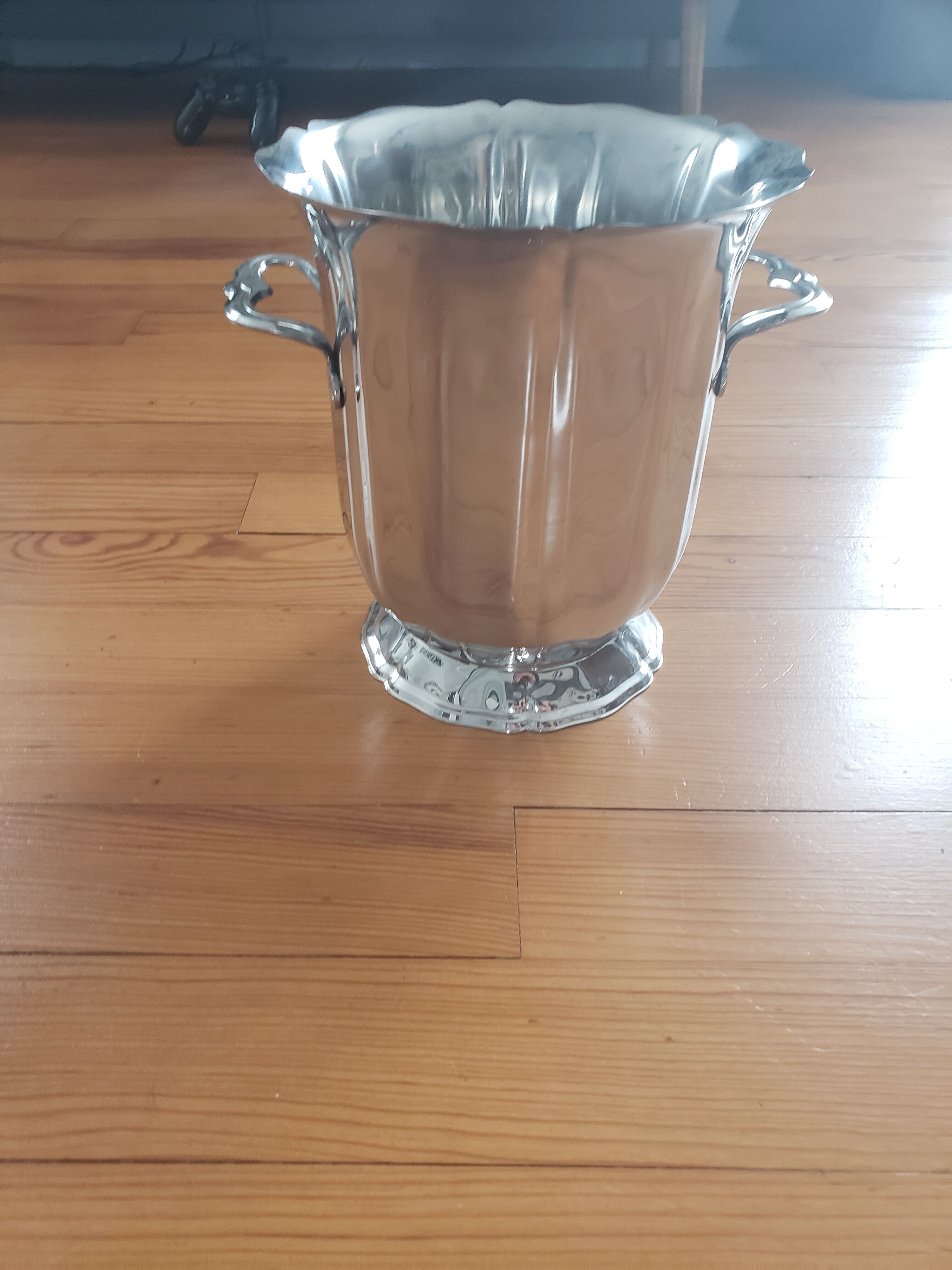 Guy Degrenne Champagne Bucket