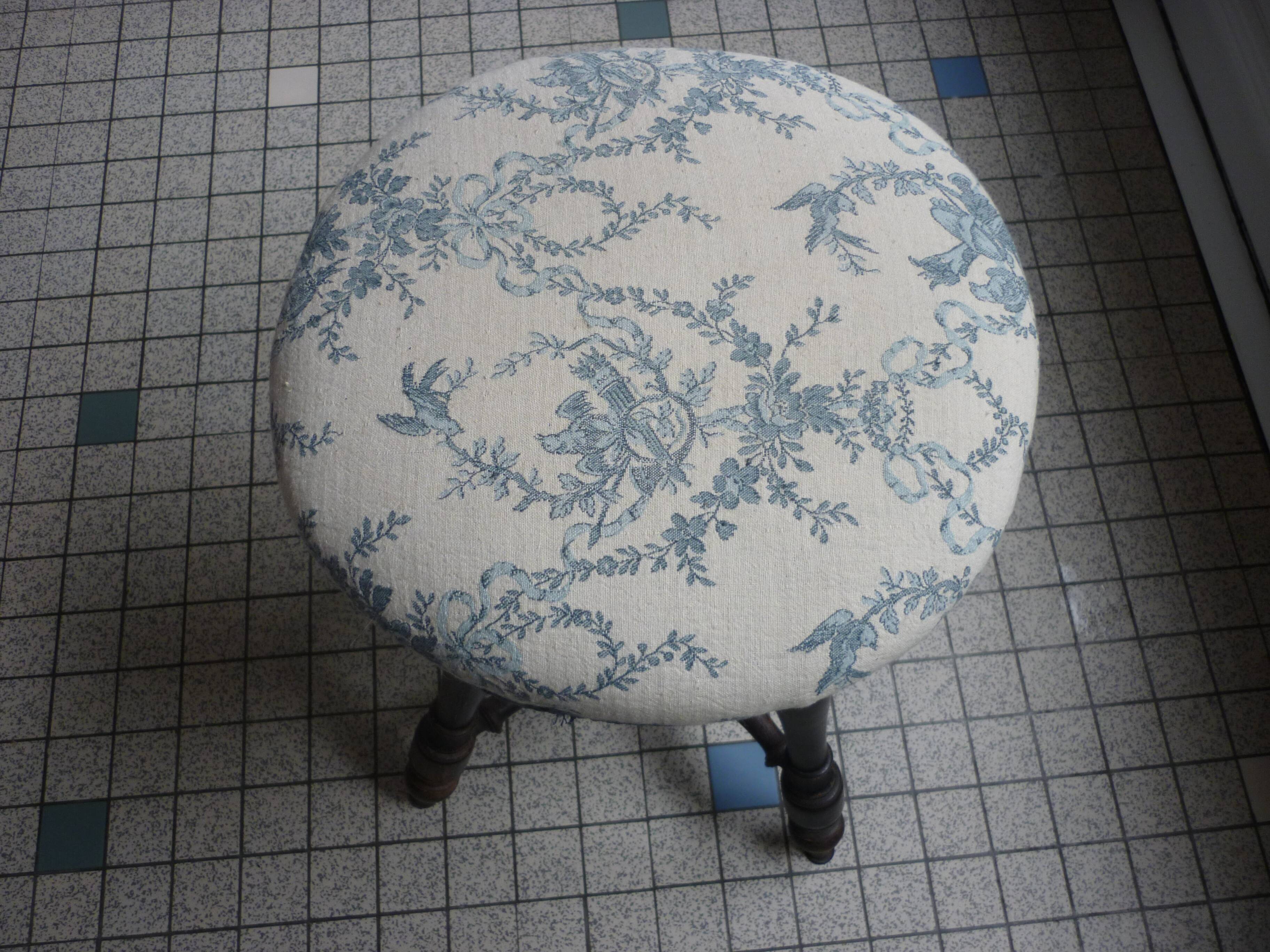 Napoleon III piano stool wood blackened