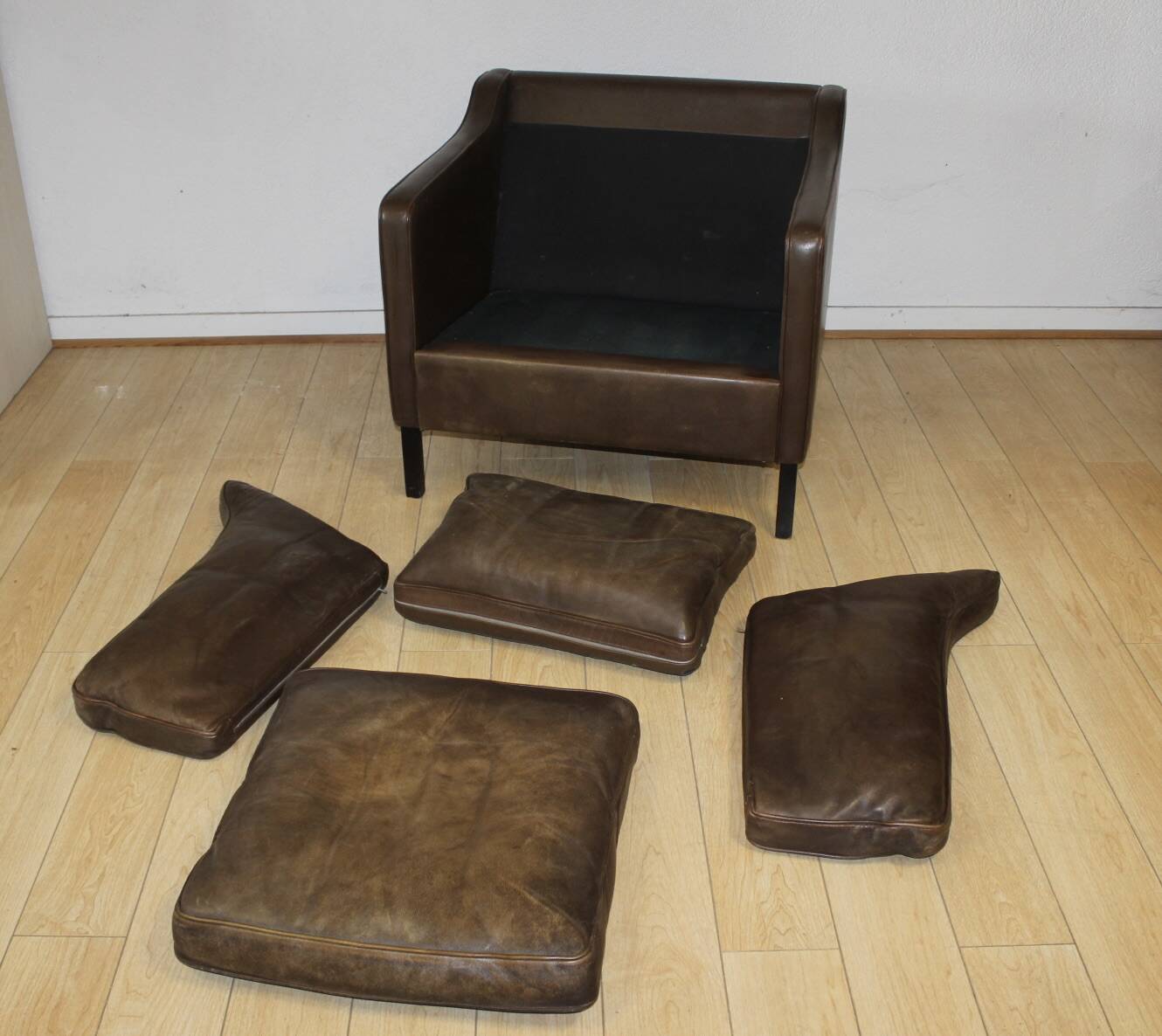Pair of leather armchairs by Borge Mogensen circa 1970