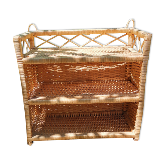 Wicker shelf