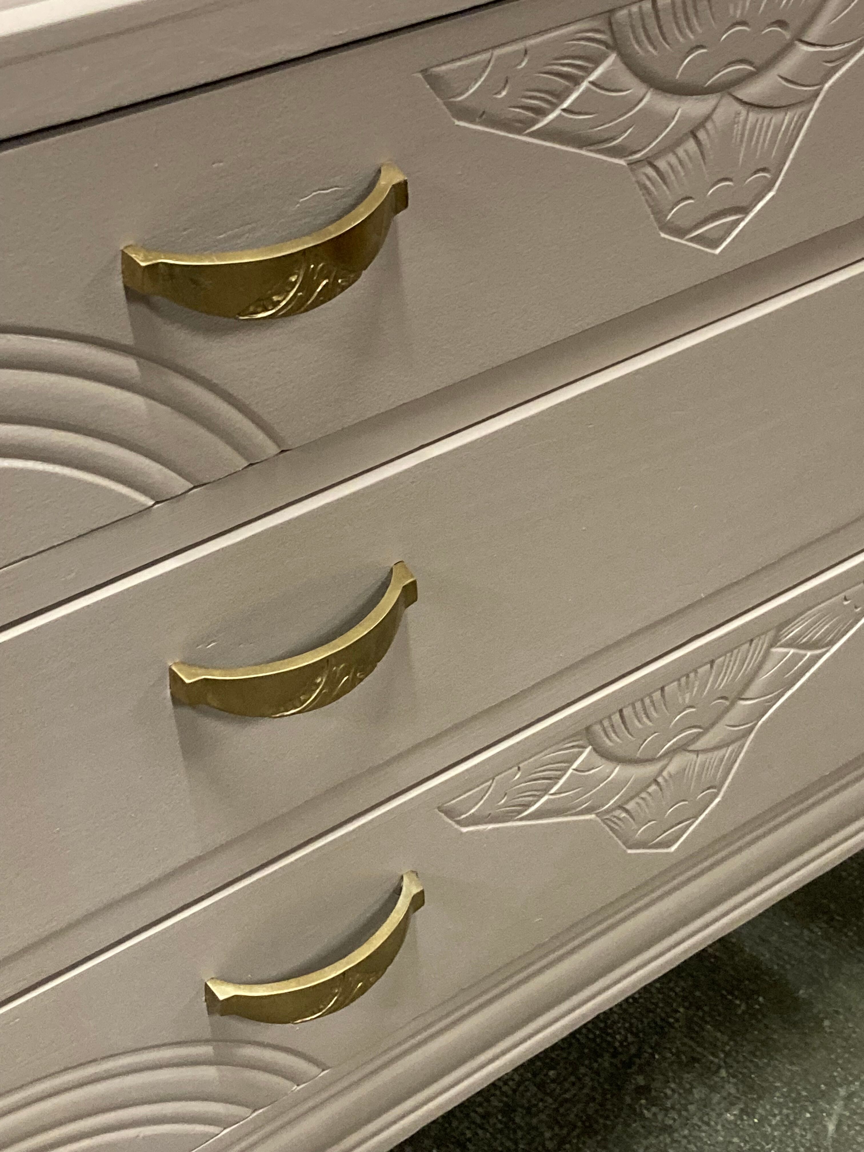 Vintage art deco chest of drawers