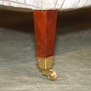 Canapé et repose-pieds en tissu, faits main en Angleterre