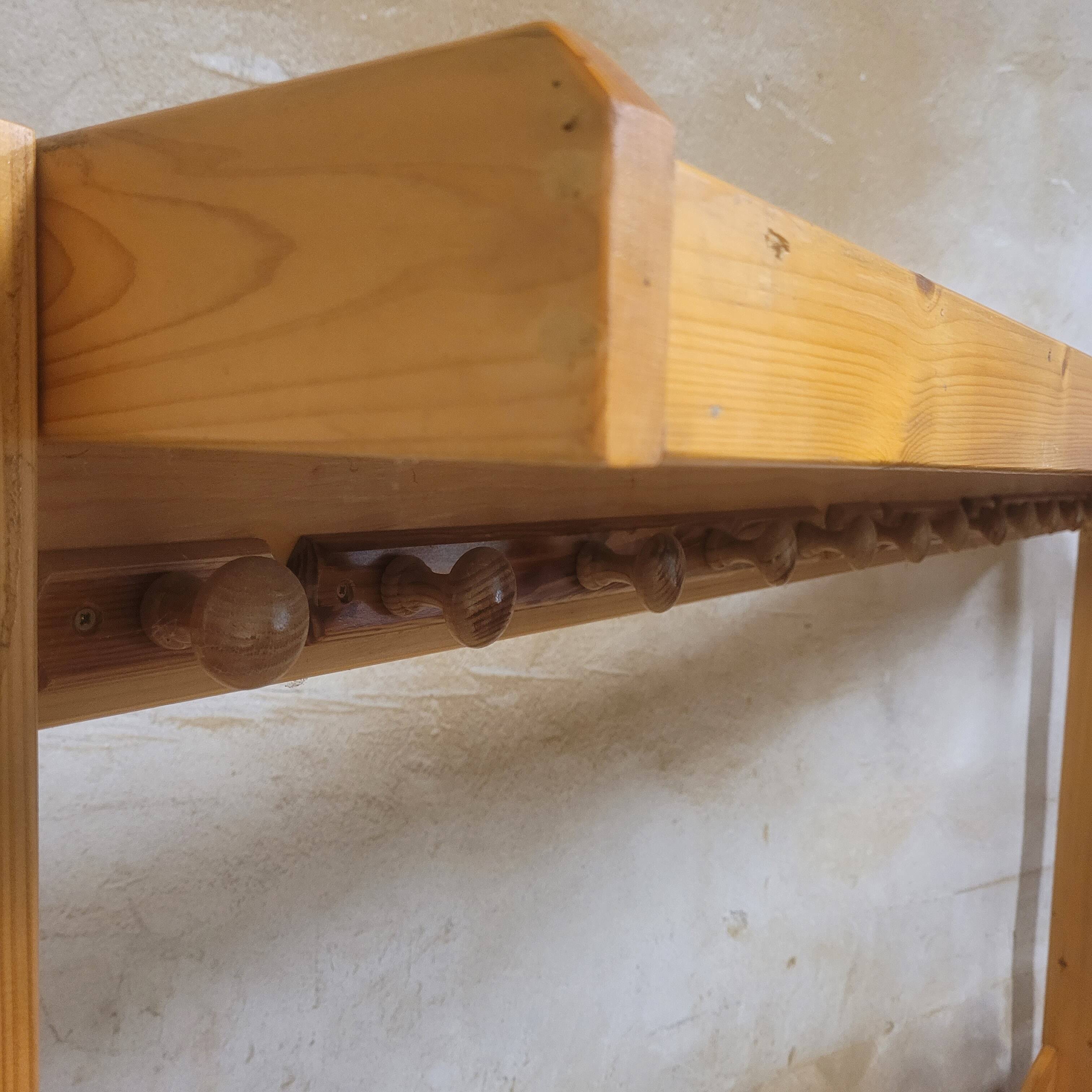 Kindergarten bench locker room