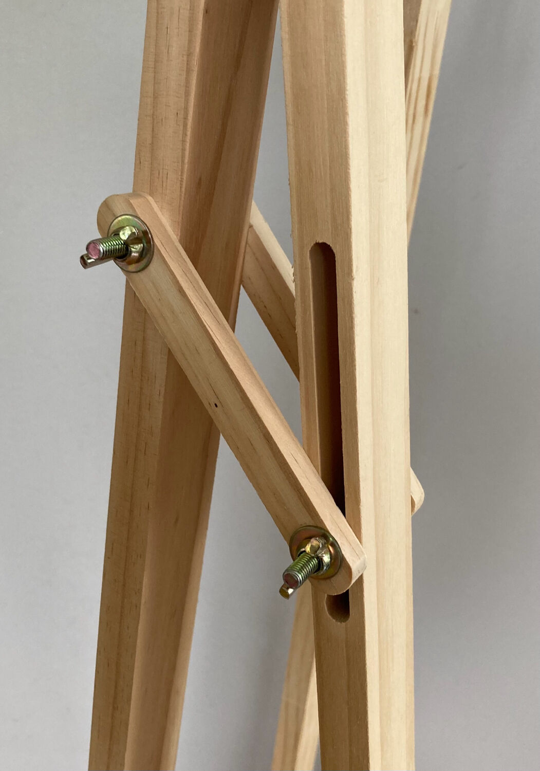 Adjustable painter's easel condition nine twentieth era