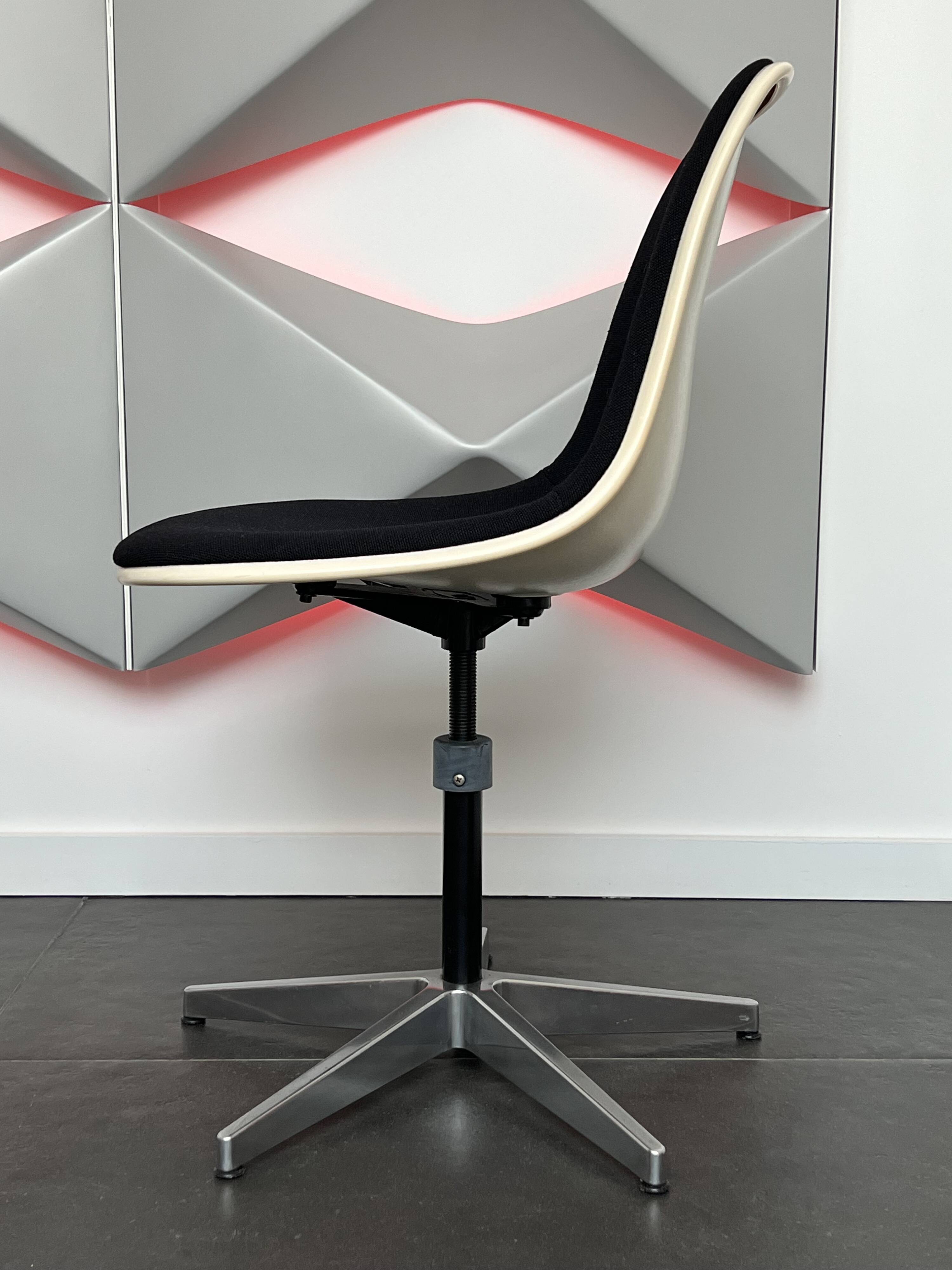 Office chair model PSCC by R and C. Eames for H. Miller, 1960s.