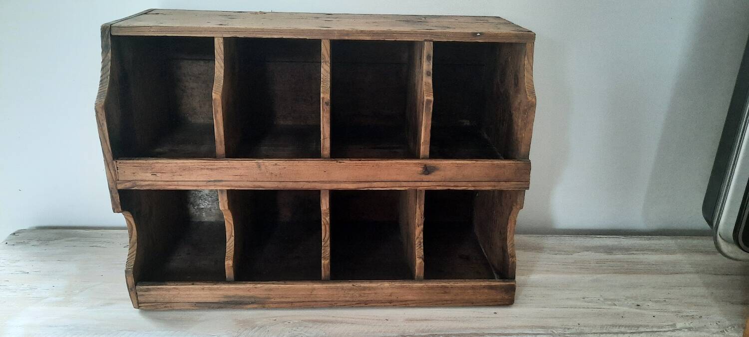 Small workshop furniture