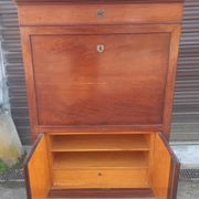 Secretary in veneer from the nineteenth century