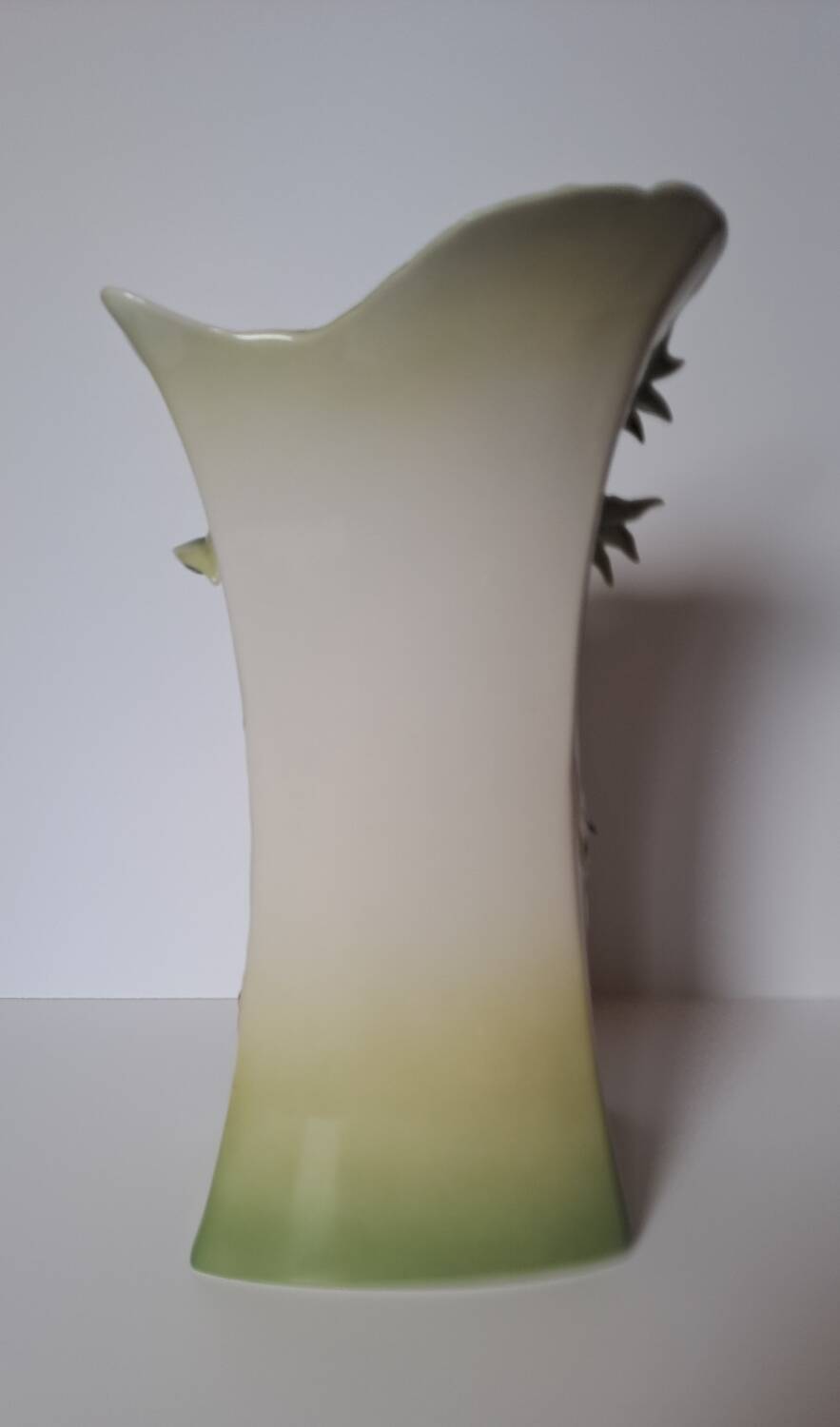 Franz porcelain parrot vase