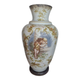 Vase en opaline