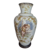 Vase en opaline