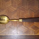 6 red teaspoons