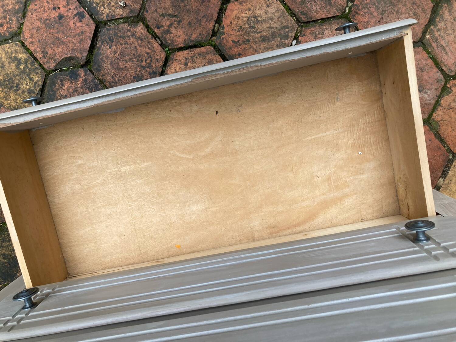 Vintage chest of drawers