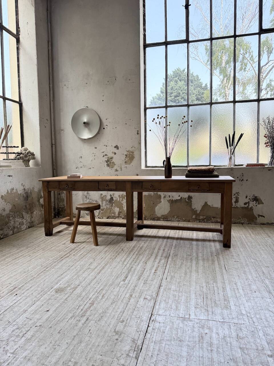 Antique farmhouse or drapery table in walnut, 1900 XL
