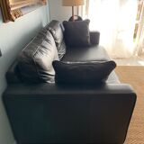 Canape' 3 place in black grained leather