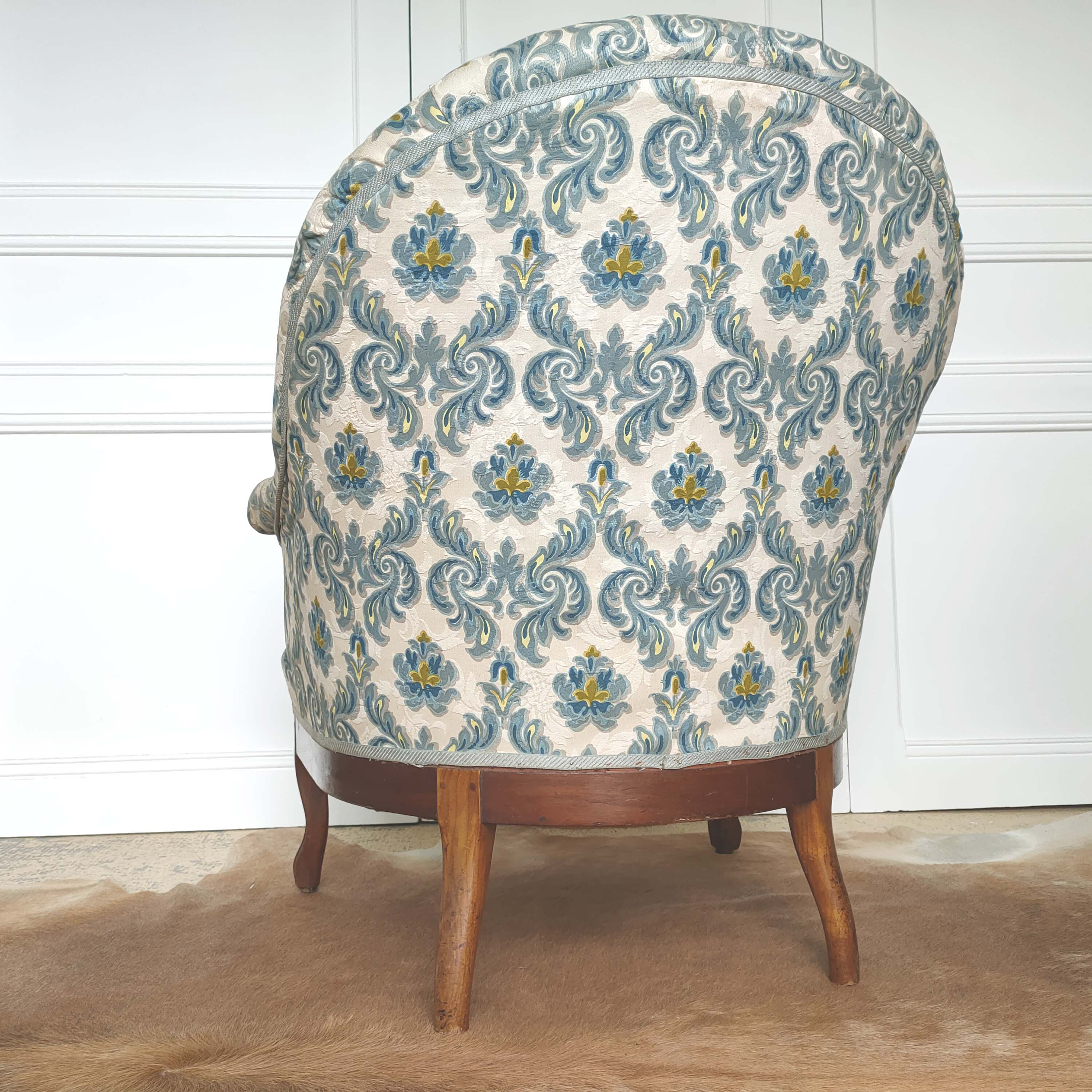 Chair padded toad floral patterns