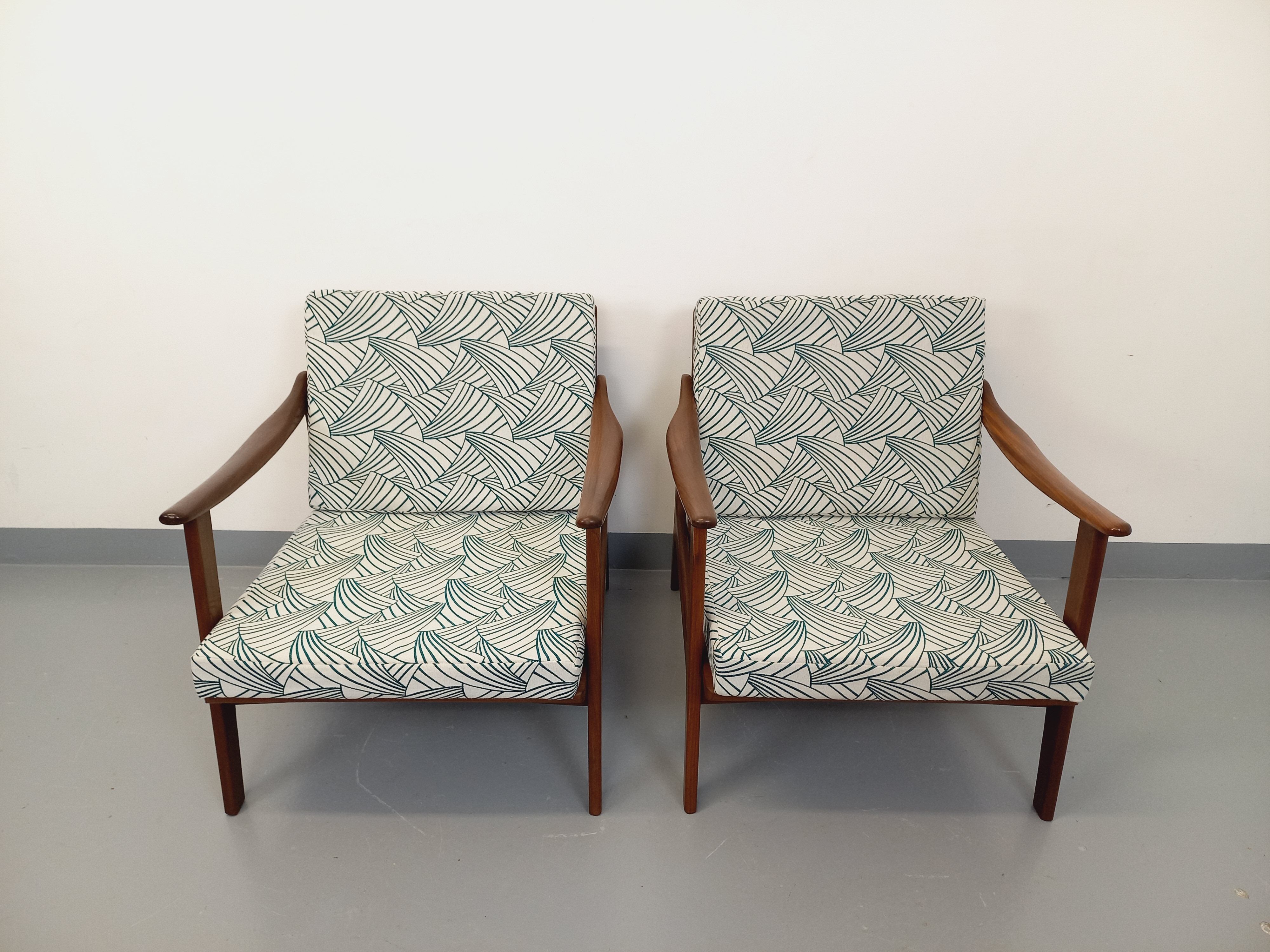 Pair of vintage Scandinavian Arne Wahl Iversen armchairs for Komfort teak