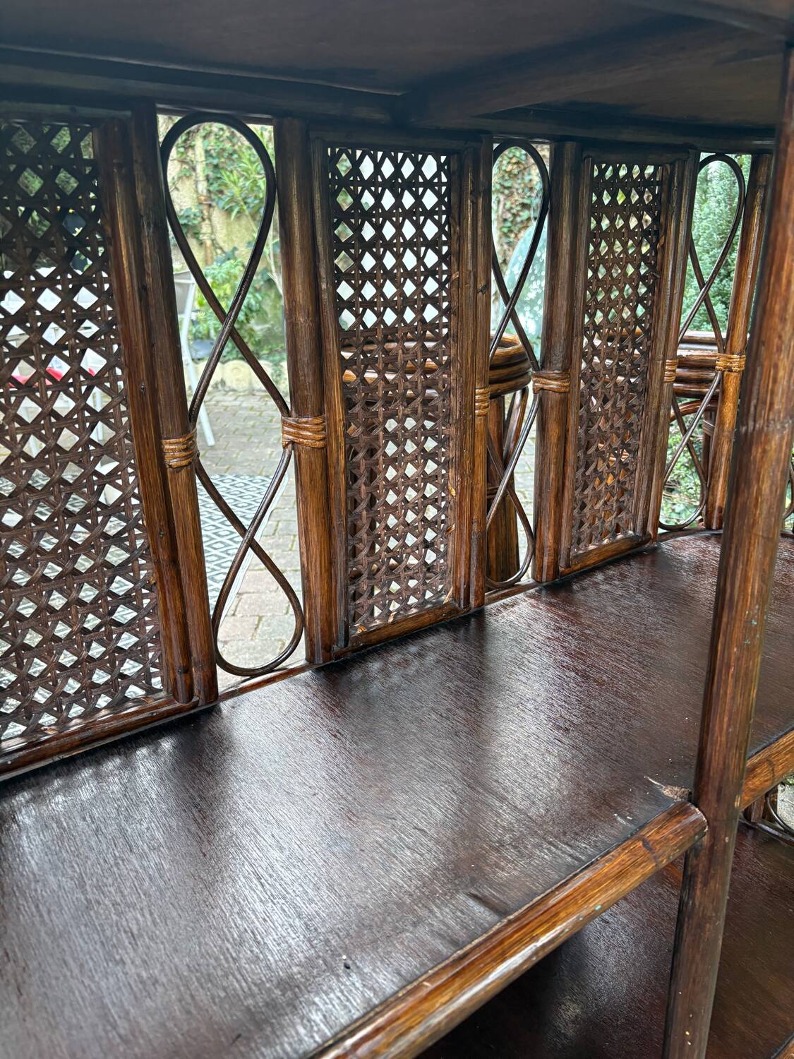 Rattan bar and vintage stools