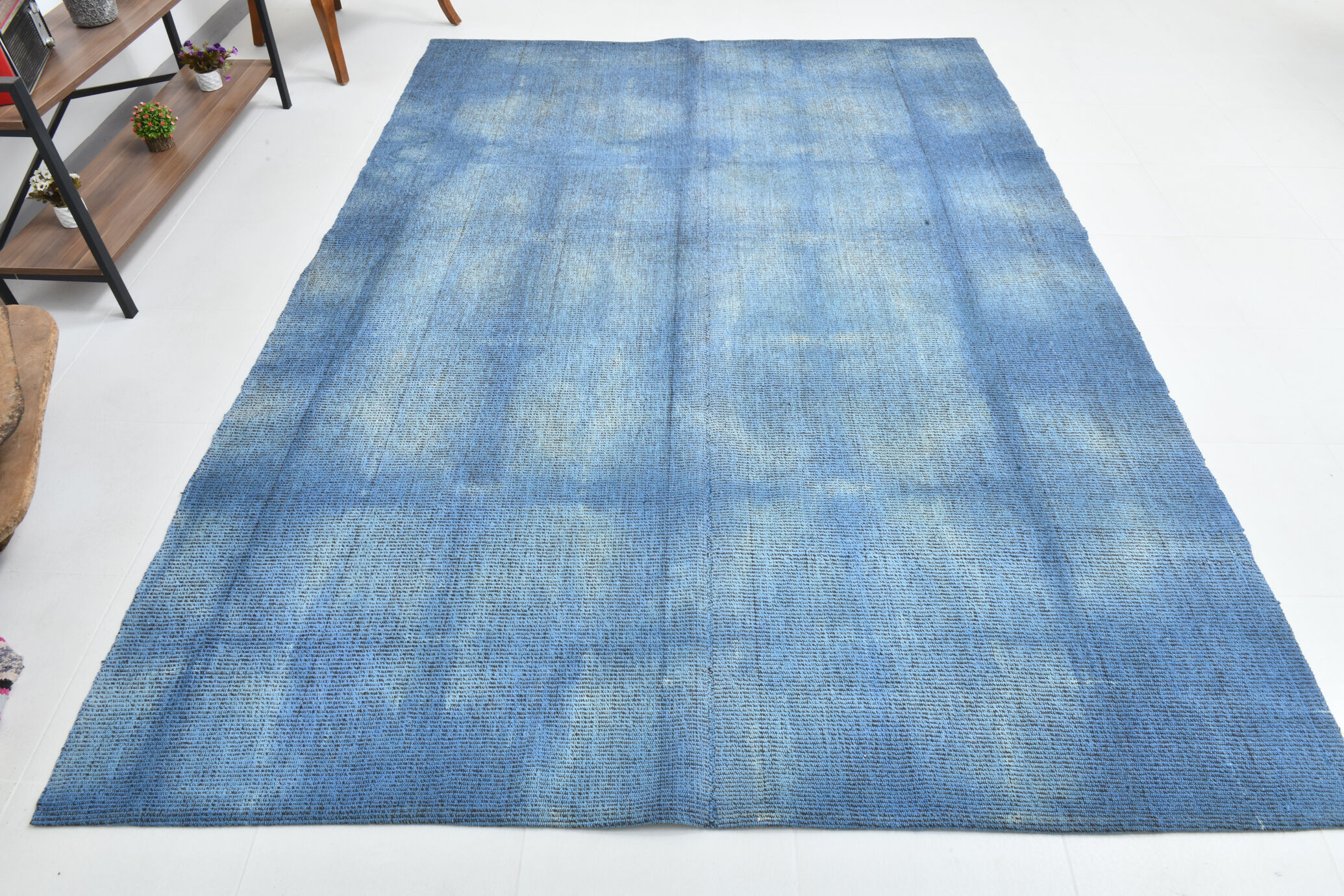 Blue vintage rug 209x294cm