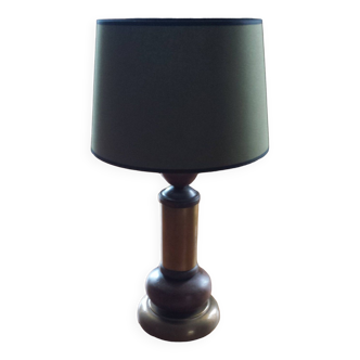 Table lamp in wood and brass