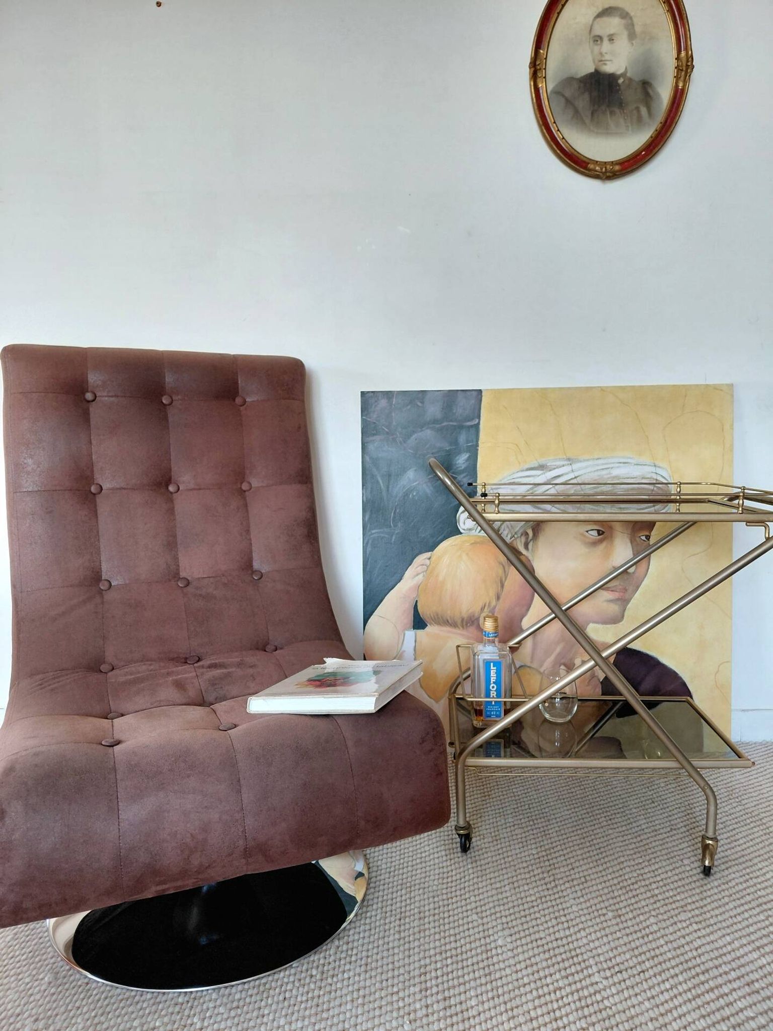 Fauteuil vintage pivotant en suède marron-esprit design années 60/70s