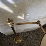 Floor lamp with articulated arm