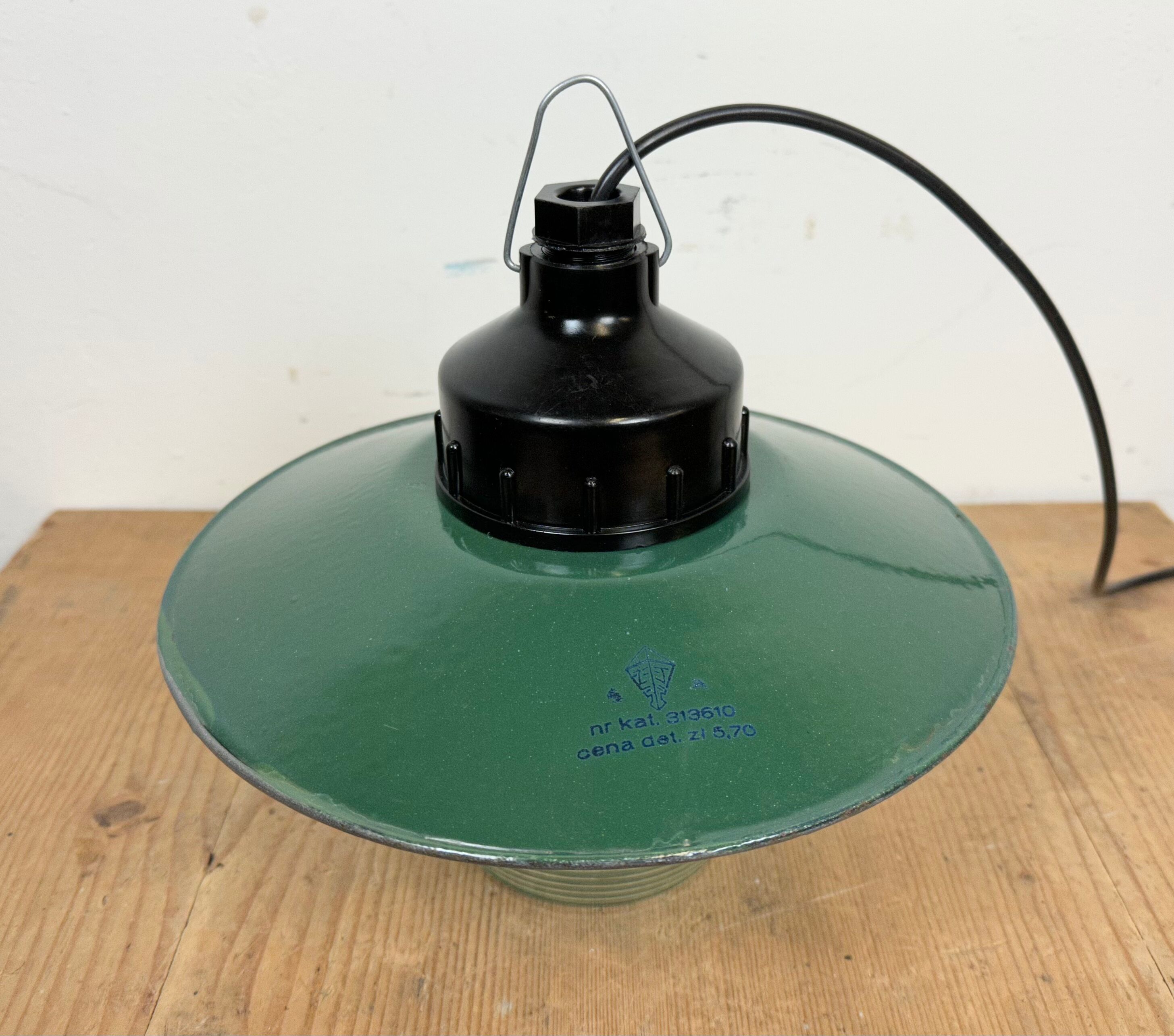 Industrial bakelite green enamel pendant light with ribbed glass, 1970s