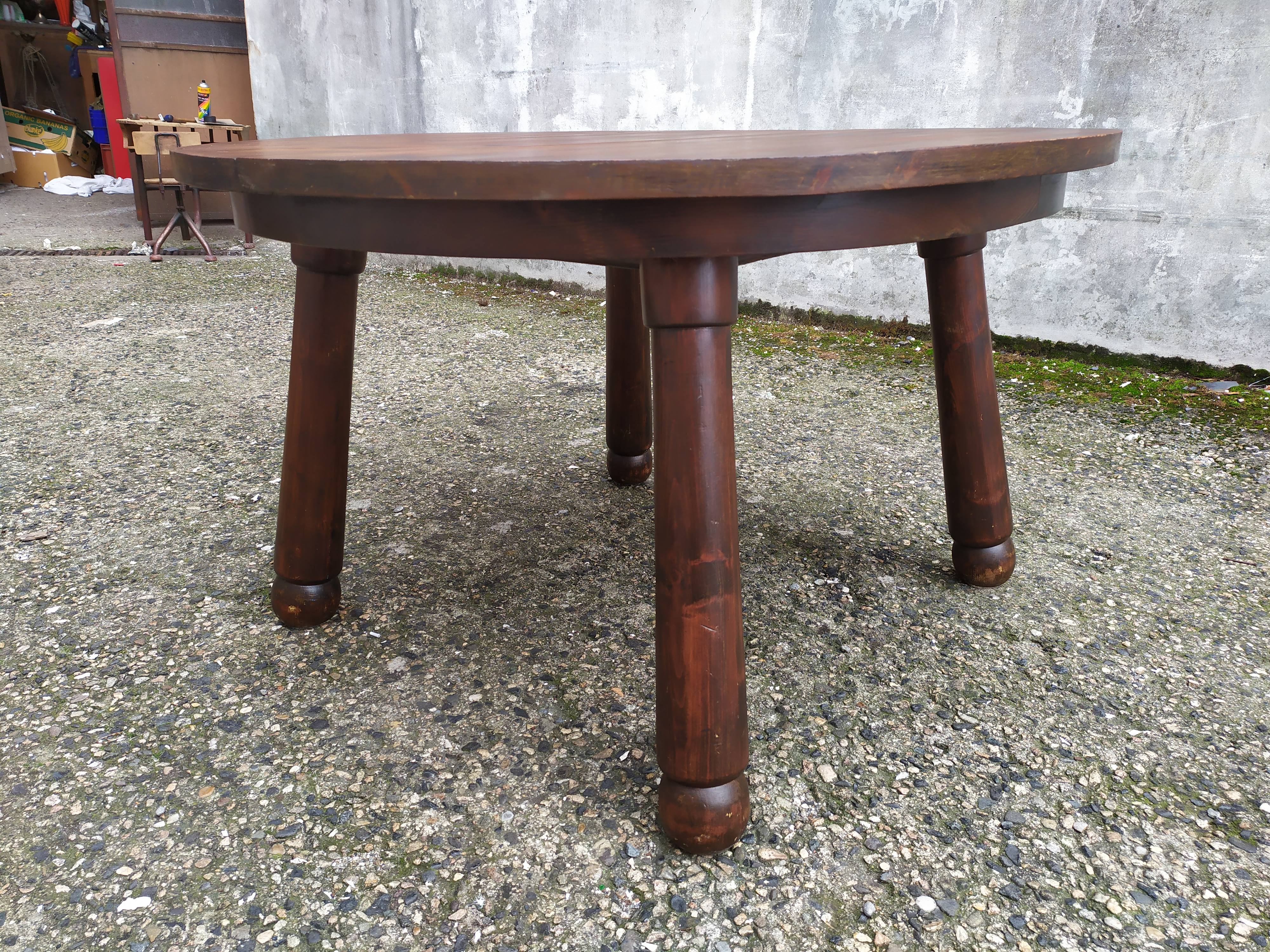 Brutalist Round Table