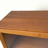 Armoire danoise en teck avec portes vitrées attribuée à Kai Winding, années 1960