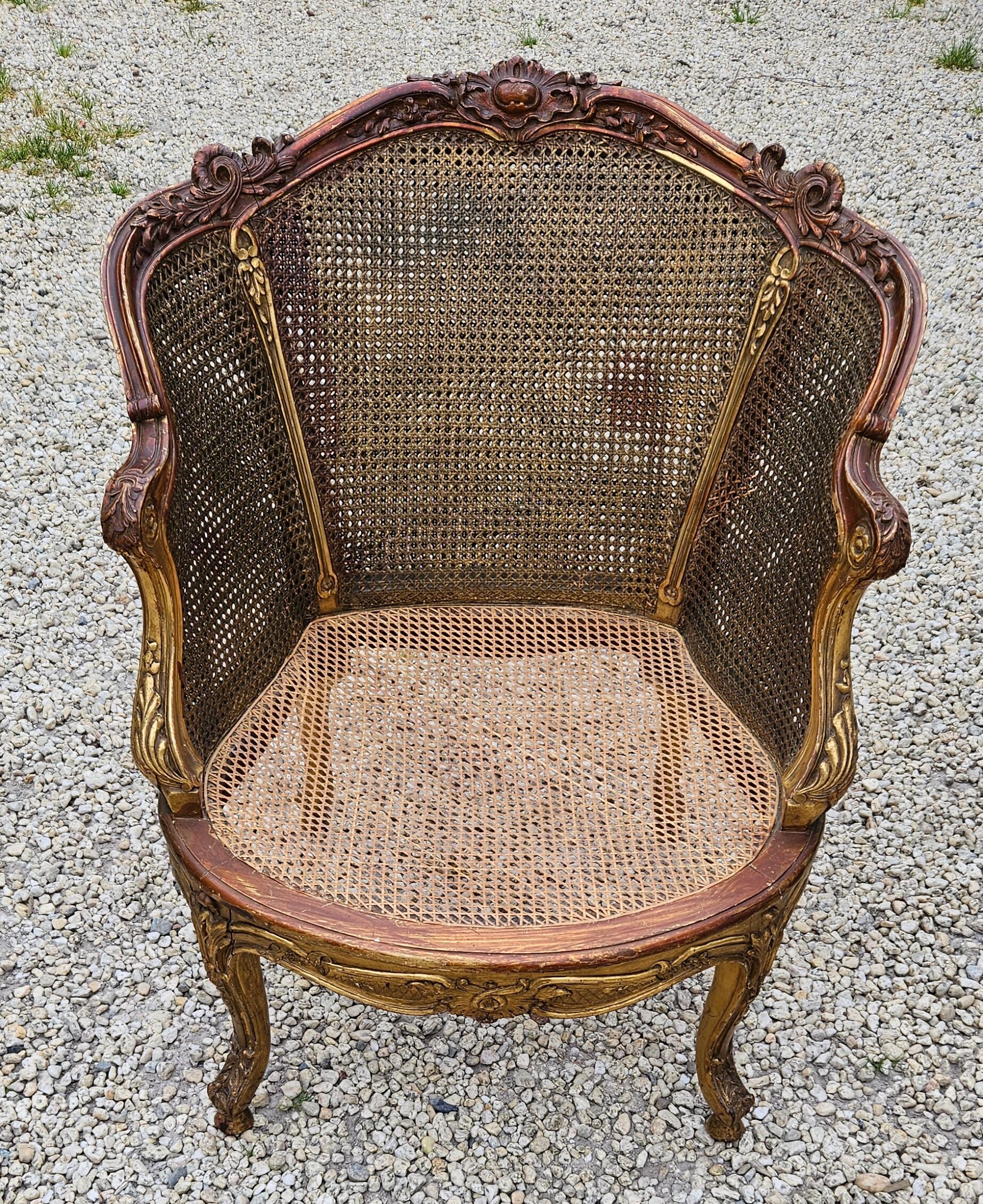 Gilded wood armchair and double canning