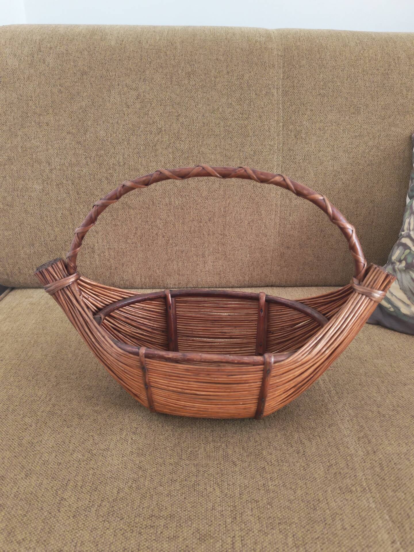 1960s wicker retro basket