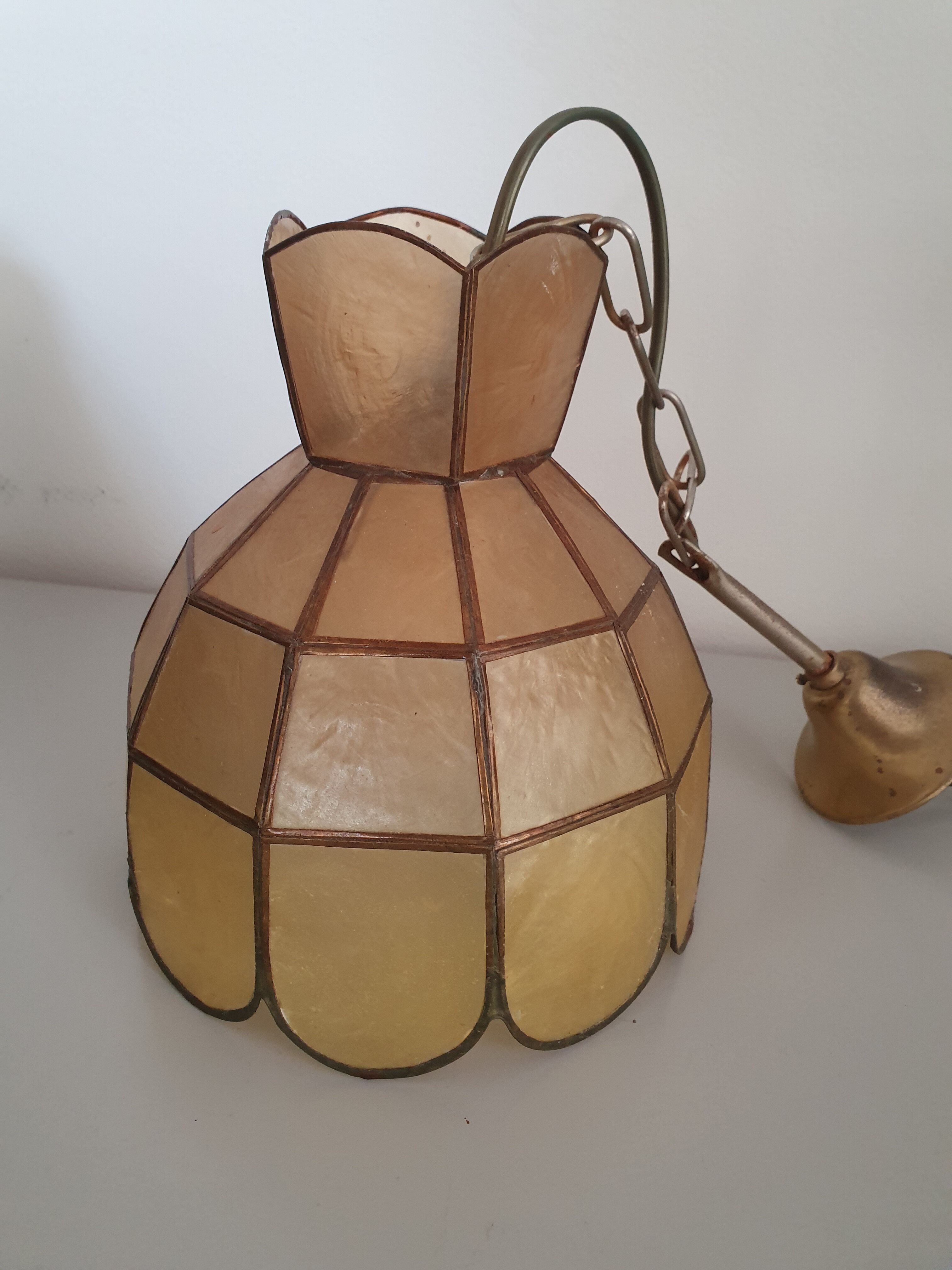 Hanging lamp brass flower and yellow mother-of-pearl