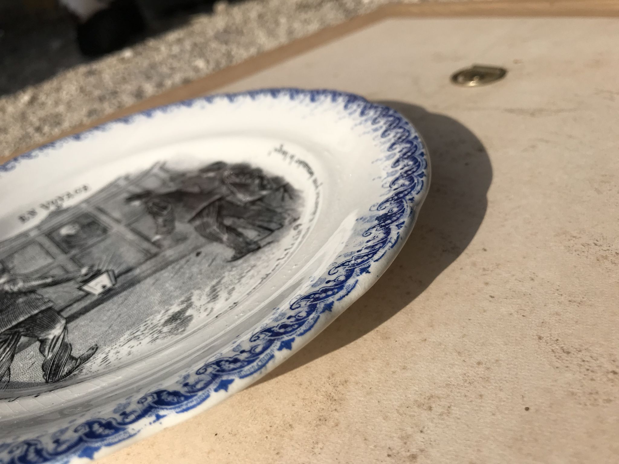Talking plate "En voyage" n•XII - faience factory Choisy le roi