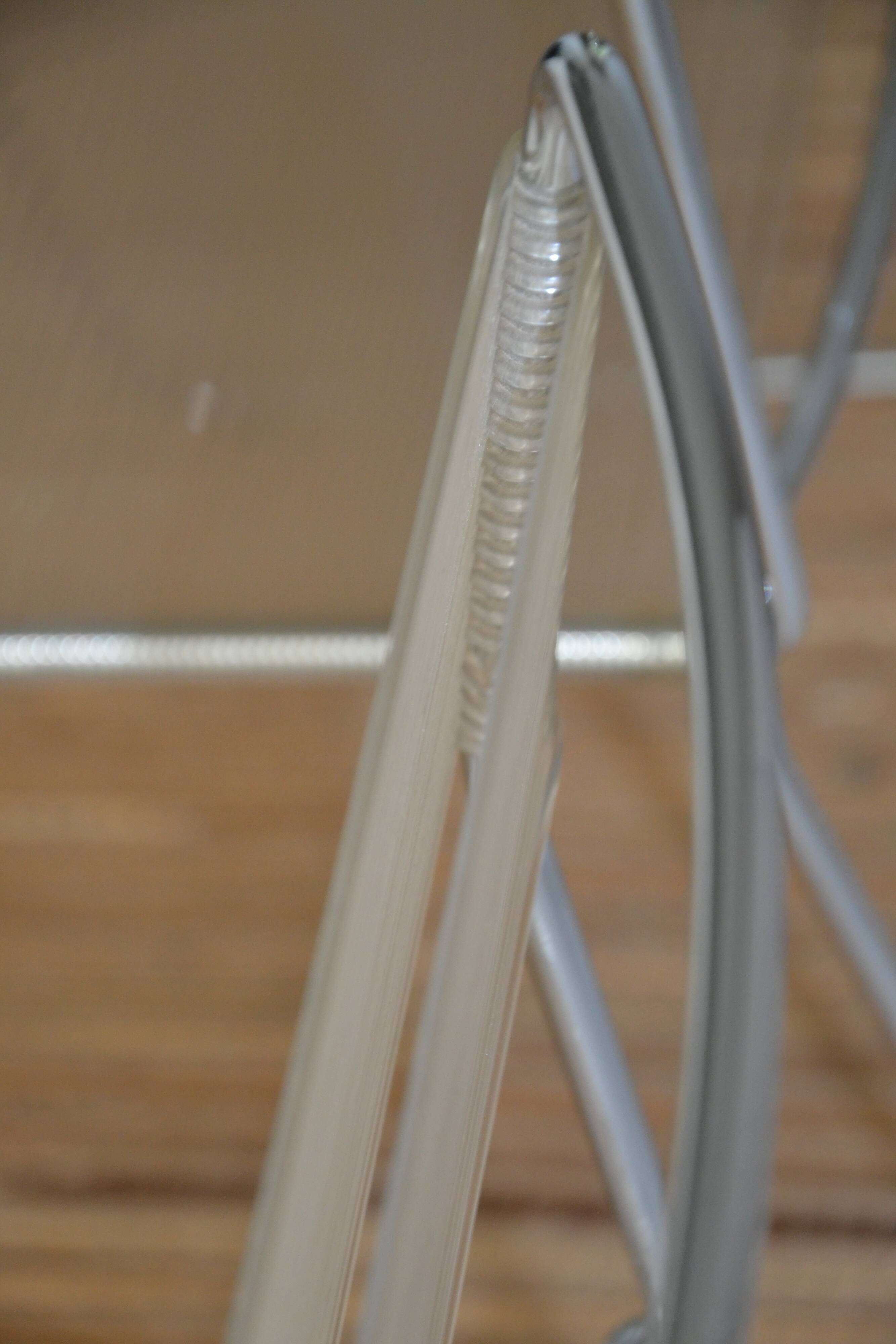 Chaises "spaghetti"  Italie Giandomenico Belotti 1979