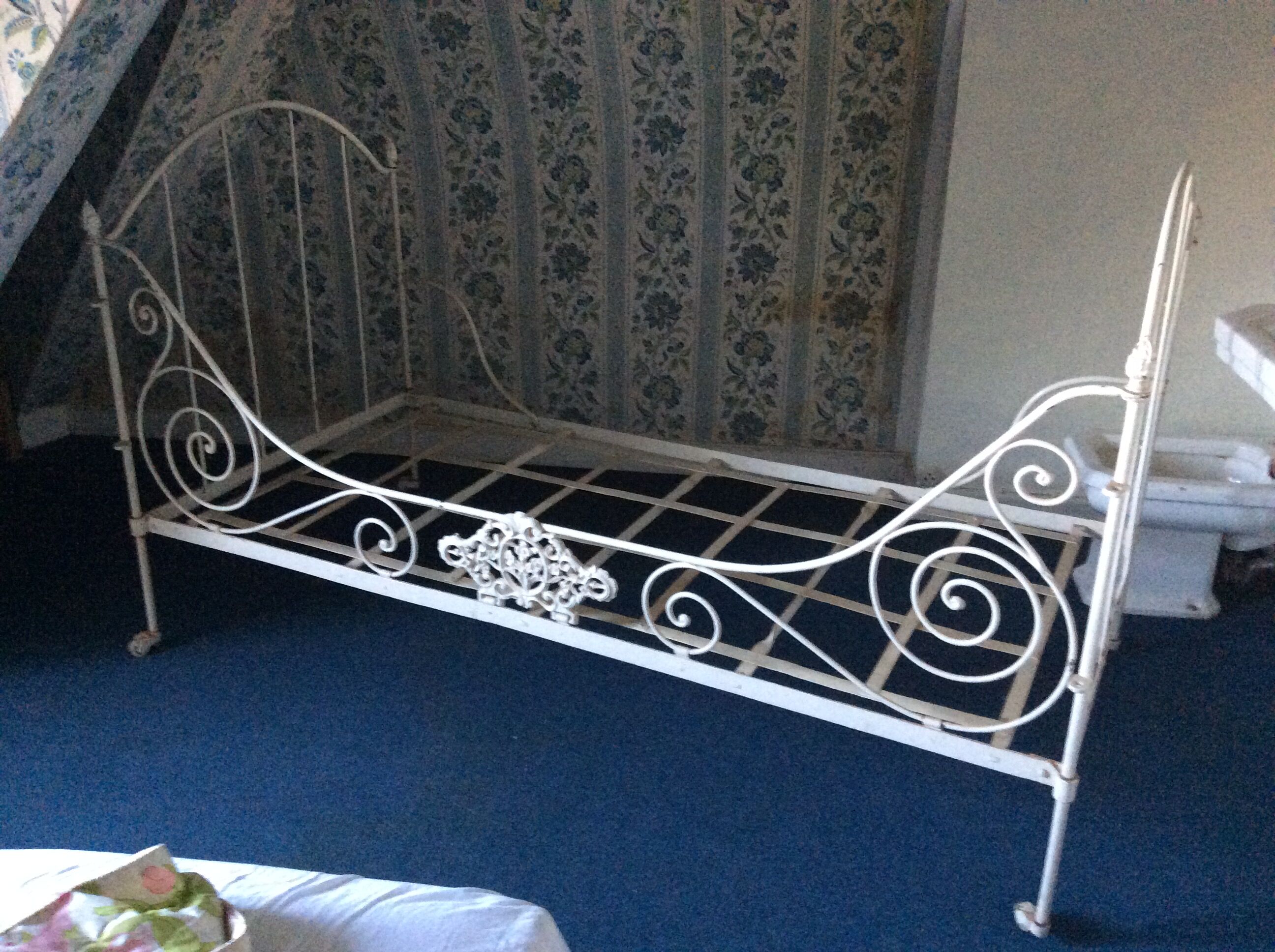 Wrought iron bed