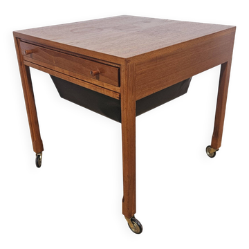 Couture, table en teck, style moderne du milieu du siècle, Danemark, années 1950/60.