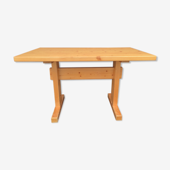 Table Charlotte Perriand