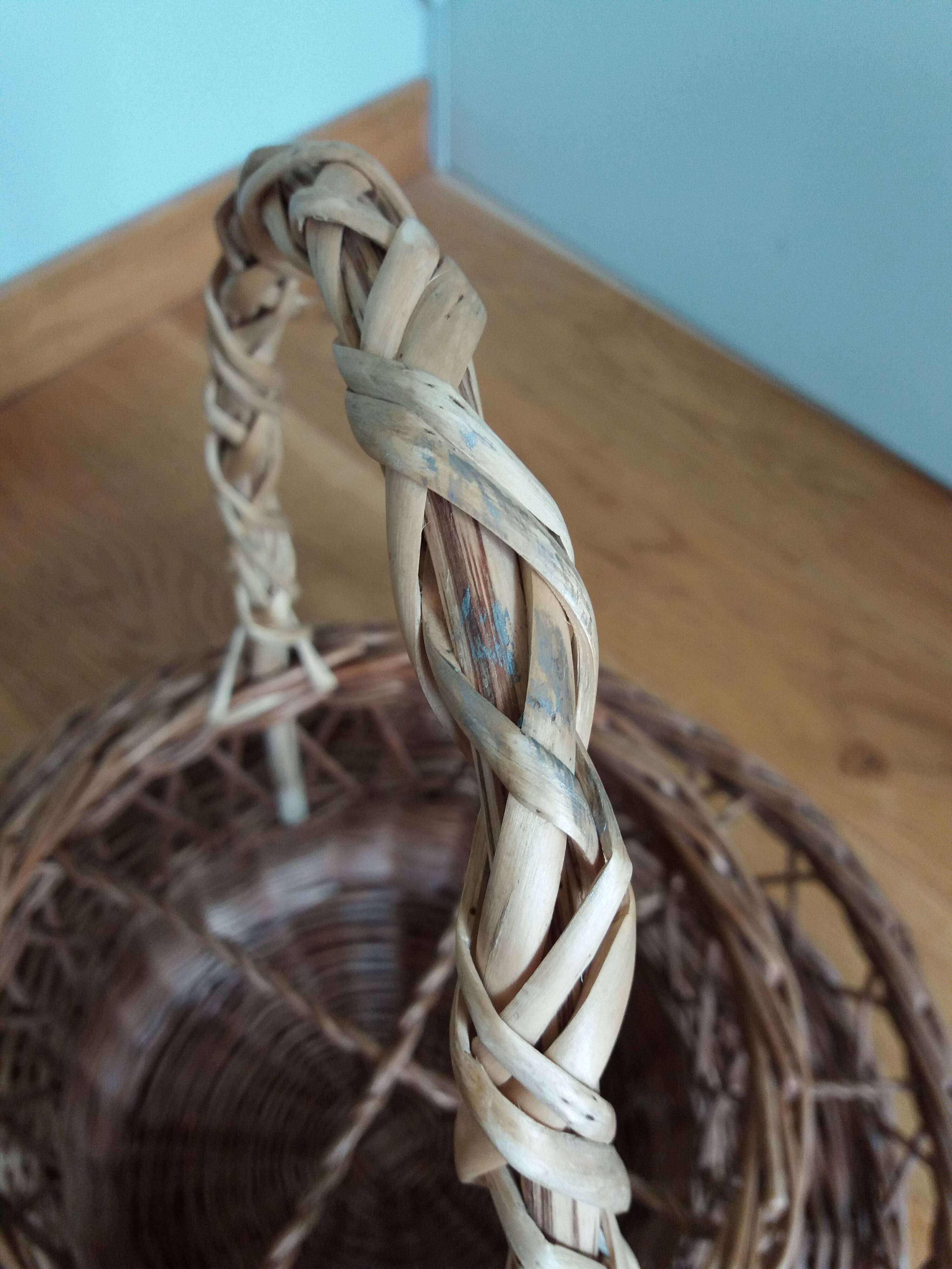 Rattan wicker glass and bottle holder basket