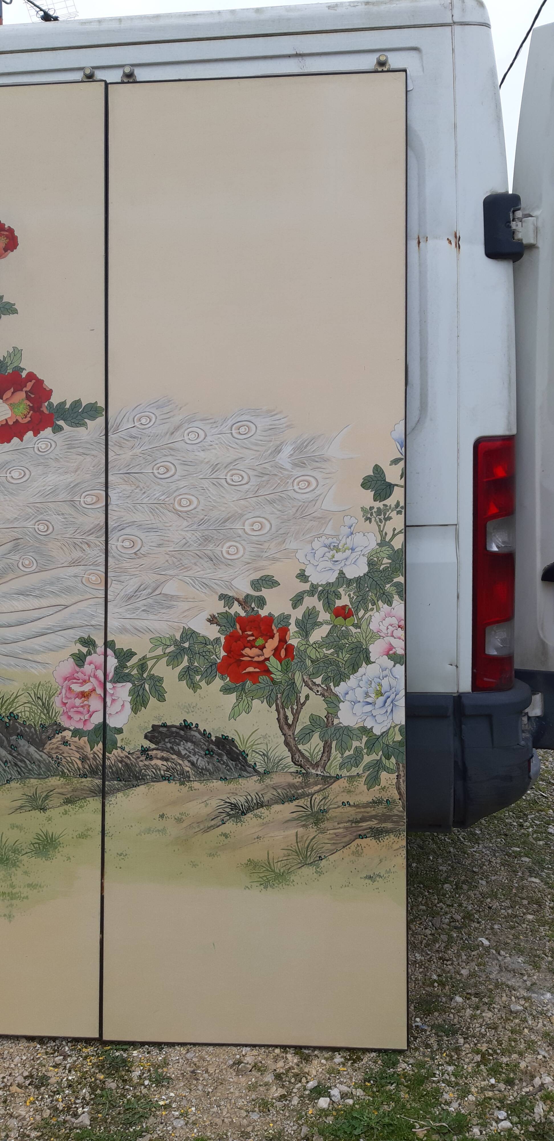 3 sliding panels printed on paper