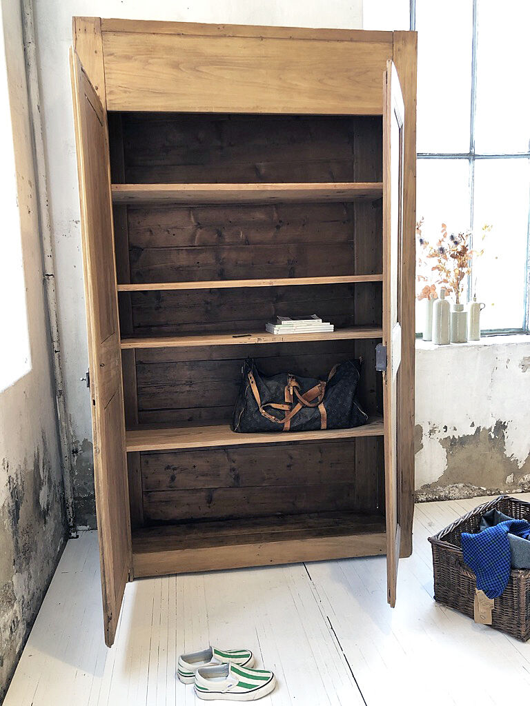 Pine good-food cabinet