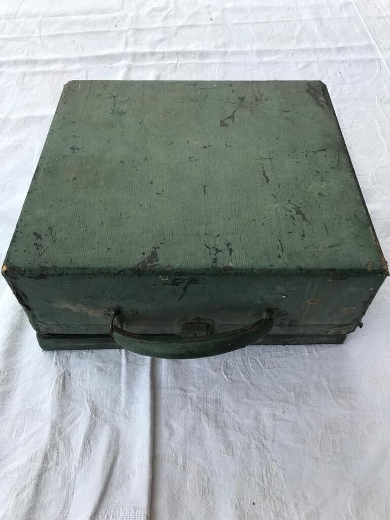 Former Corona typewriter