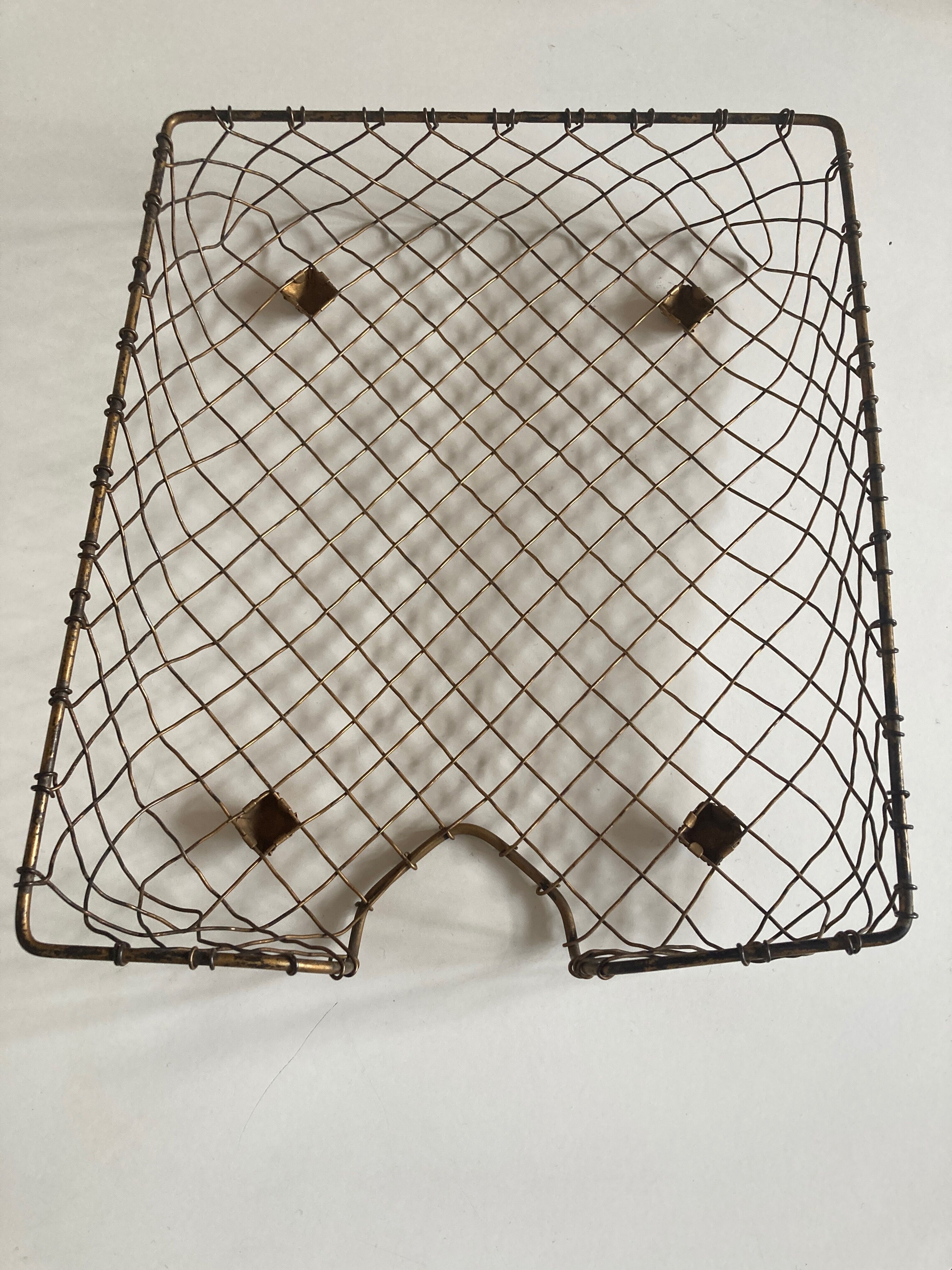 Range mail USA in golden brass wire 1950