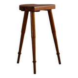 High tripod stool in solid pine, by a Danish cabinetmaker, mid-century, around 1960.