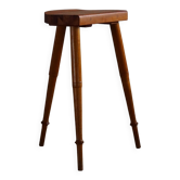 Tabouret tripode haut en pin massif, par un ébéniste danois, milieu du siècle, vers 1960